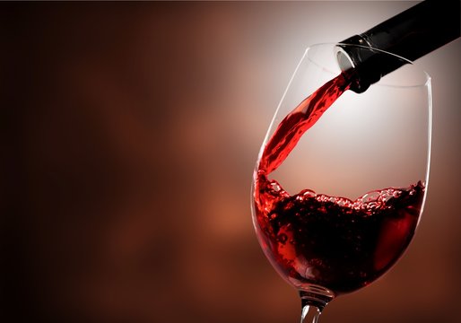 How to serve wine